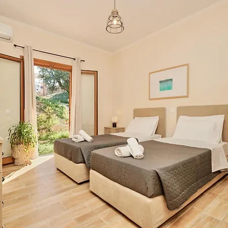 Anafoufou With Private Heatable Pool