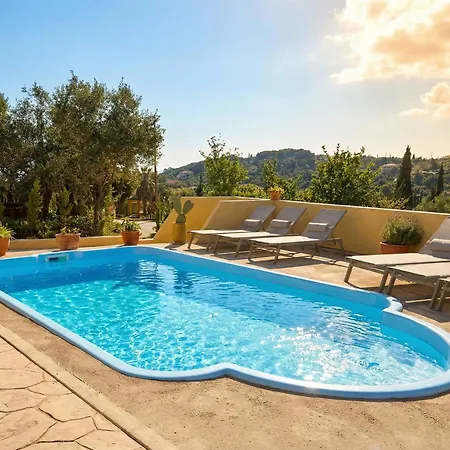 Anafoufou With Private Heatable Pool *